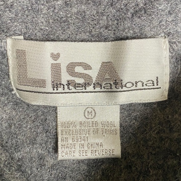 Lisa International Vintage Cat Lovers Boiled Wool 3-D Fluffy Tail Appliqué Vest - Picture 10 of 12